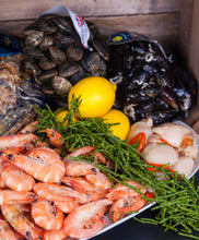 Load image into Gallery viewer, The Shellfish Lover
