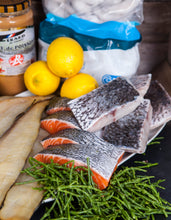 Load image into Gallery viewer, The Ultimate Prime Fresh Fish and Shellfish Fish Box
